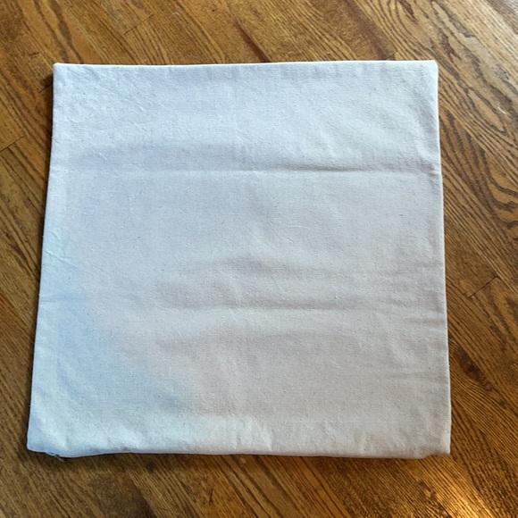 ❤️🎄Christmas Pillow Cover | December 25 | 22” x 22” 🎄❤️ - Picture 3 of 6